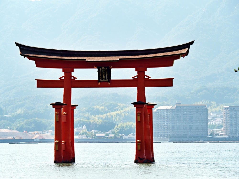 【廣島縣】宮島／嚴島神社：日本三大名景、世界遺產的神之島，來