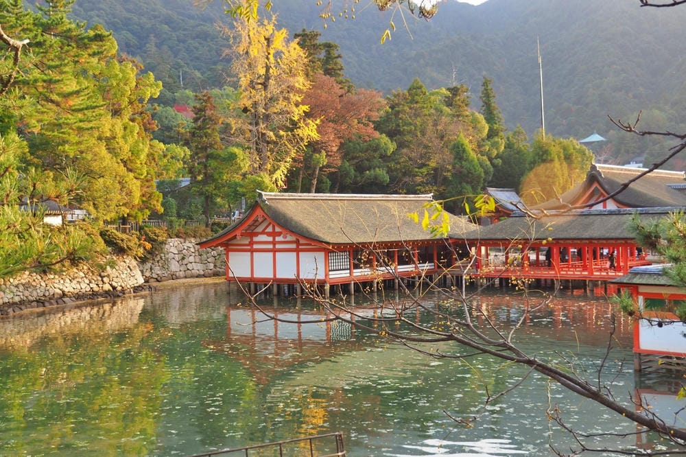 【廣島縣】宮島／嚴島神社：日本三大名景、世界遺產的神之島，來