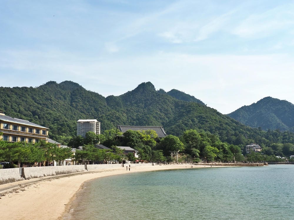 【廣島縣】宮島／嚴島神社：日本三大名景、世界遺產的神之島，來