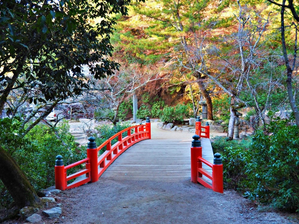 【廣島縣】宮島／嚴島神社：日本三大名景、世界遺產的神之島，來