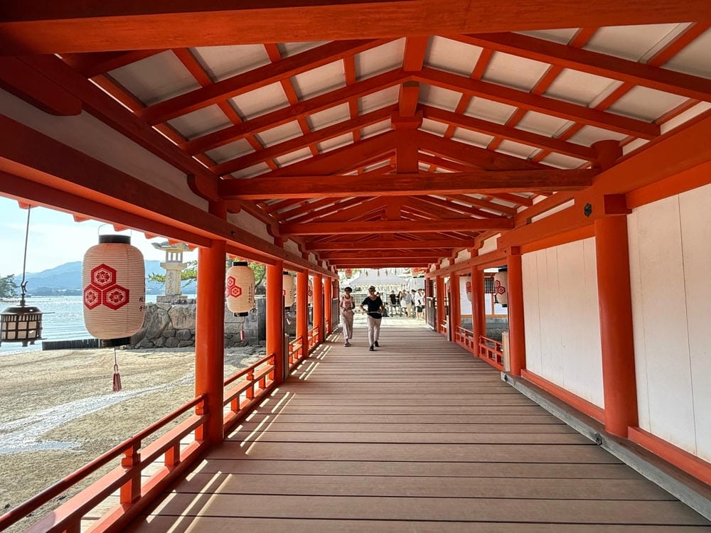 【廣島縣】宮島／嚴島神社：日本三大名景、世界遺產的神之島，來