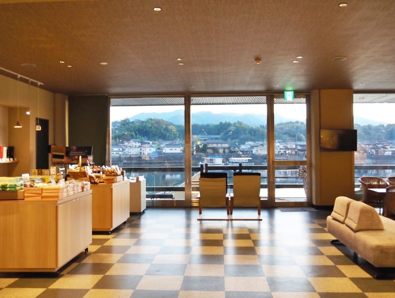 【大分縣｜日田溫泉住宿】小京都之湯 三隈飯店（みくまホテル）：開窗即風景，著浴衣屋形船，露天溫泉眺望小鎮風情
