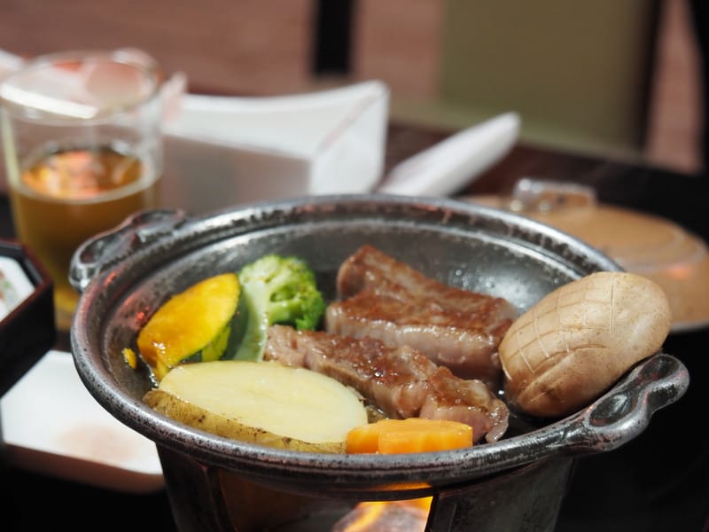 【大分縣｜日田溫泉住宿】小京都之湯 三隈飯店（みくまホテル）：開窗即風景，著浴衣屋形船，露天溫泉眺望小鎮風情