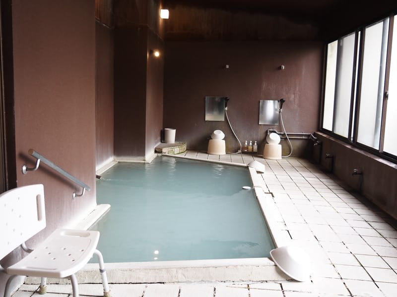 【大分縣|別府】・岡本屋旅館:明礬溫泉最古典美的老旅館,世代風華的品味美宿 - 第21張圖 【大分縣|別府】・岡本屋旅館:明礬溫泉最古典美的老旅館,世代風華的品味美宿