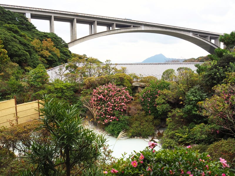 【大分縣|別府】・岡本屋旅館:明礬溫泉最古典美的老旅館,世代風華的品味美宿 - 第22張圖 【大分縣|別府】・岡本屋旅館:明礬溫泉最古典美的老旅館,世代風華的品味美宿