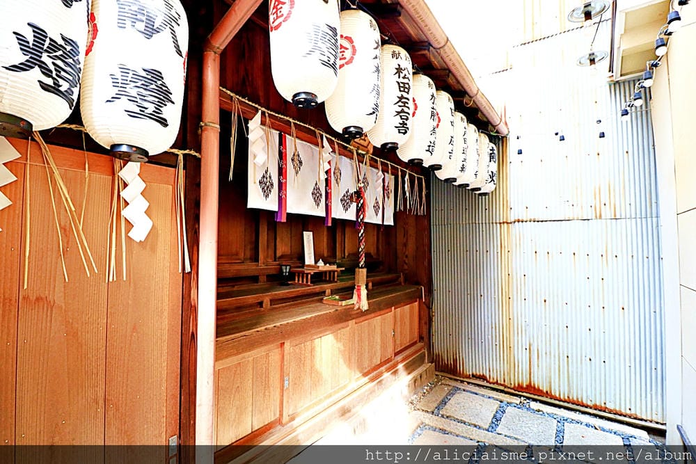 【京都】御金神社：金光閃閃，求財拜金一路發，金色鳥居、可愛口金包、隨身必帶金運招福卡御守