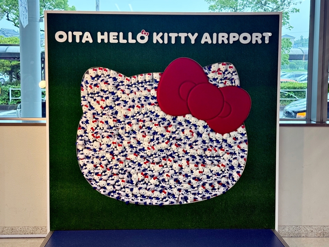 【大分縣】搭乘台灣虎航直飛大分空港，最可愛的HelloKitty機場裡，買好買滿，再體驗獨一無二的氣墊船進市區